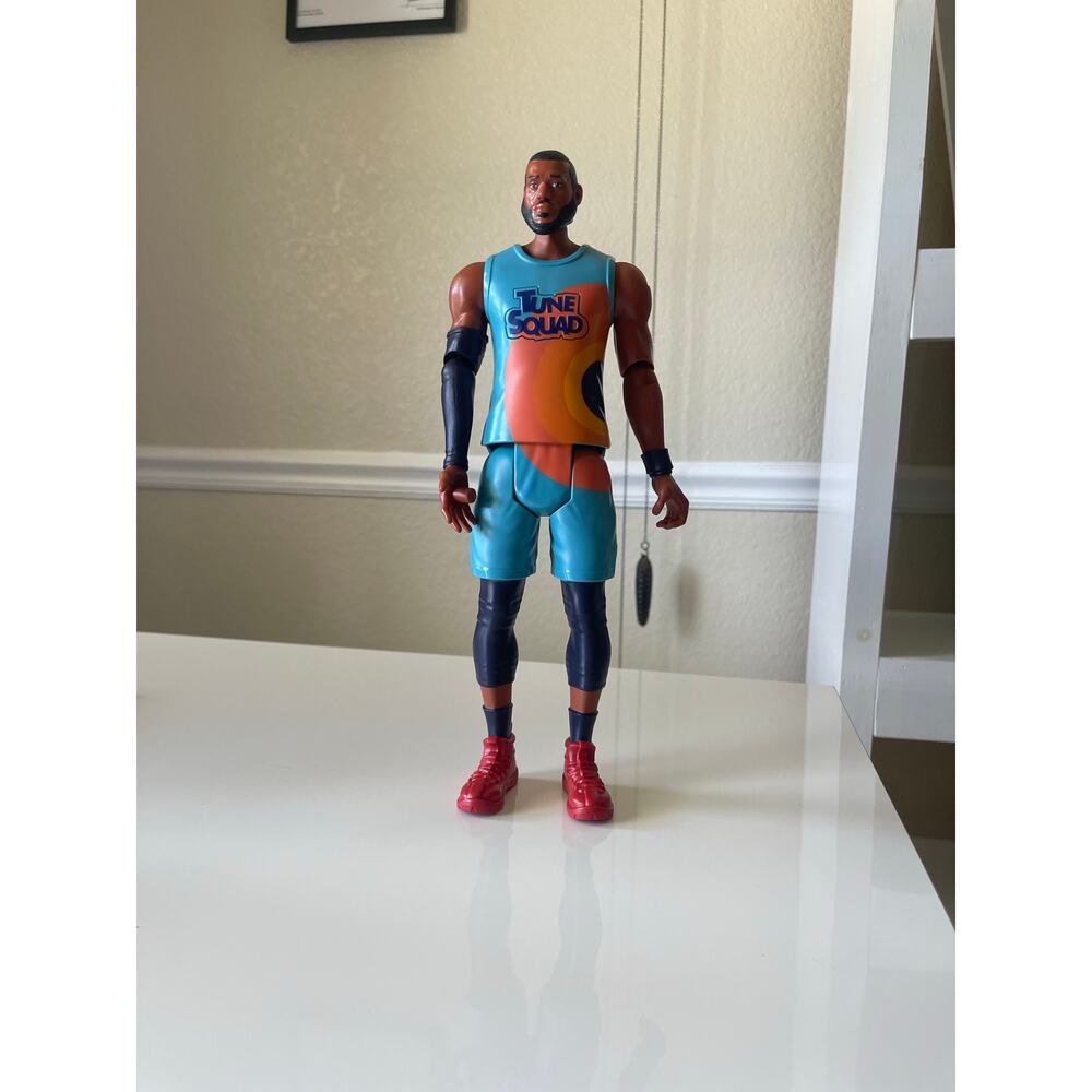 SPACE JAM New K Legacy Lebron James Ultimate Tune Squad 11" Action Figure